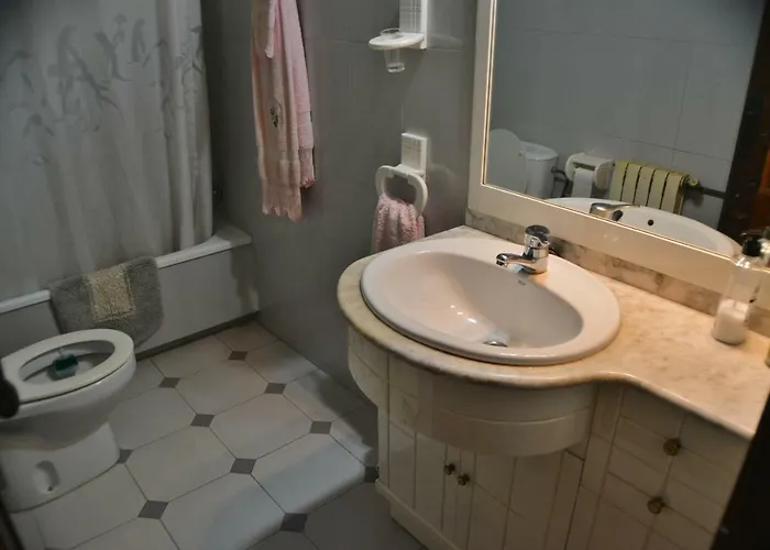 Casa Violetas Feriehus *